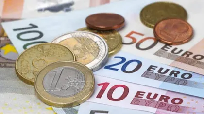 Curs valutar BNR. Euro scade la 4,77 lei