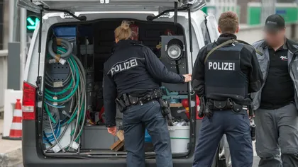 O femeie din Germania, bănuită că este islamistă a fost repatriată cu trei copii şi o fetiţă de cetăţenie americană