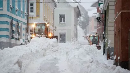 Ninge abundent în Europa. O persoană a murit şi sute de mii de locuinţe au rămas fără electricitate FOTO