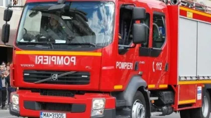 Incendiu la un bloc în cartierul Militari din Bucureşti. Mai multe persoane au avut nevoie de îngrijiri medicale