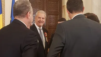 Reprezentanţii Diasporei îi cer lui Klaus Iohannis să-i retragă ordinul Steaua României lui Adrian Năstase după ce i-a numit 