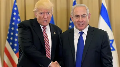 Donald Trump semnează ordinul prin care iudaismul va fi naţionalitate
