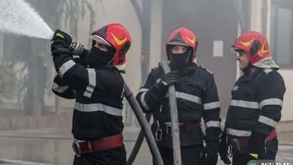 Incendiu în Bucureşti, şase proprietăţi au fost afectate. Tragedia s-a petrecut în sectorul 3
