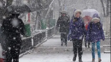 Val de aer polar peste România în următoarele zile. ANM anunţă ninsori, viscol şi strat de zăpadă, inclusiv la Bucureşti