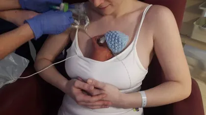 Un bebeluş născut la doar 17 săptămâni, a stat 40 de minute fără să îi bată inima! Cum arată la un an de la naştere