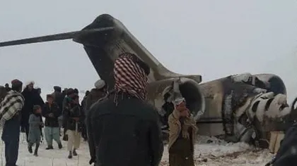 Avionul cu 83 de persoane prăbuşit în Afganistan aparţinea Forţelor Armate ale SUA. Imagini teribile cu epava fumegând VIDEO