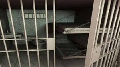 Un deţinut din Penitenciarul Galaţi şi-a înjunghiat colegul de celulă cu un cuţit artizanal! Ce a provocat disputa