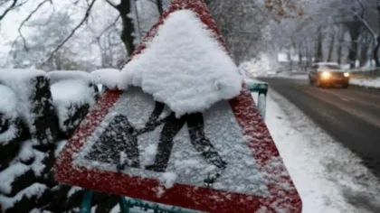 PROGNOZA METEO ANM. Lapoviţă şi ninsori în România. De când se strică vremea la Bucureşti