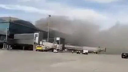 Panică pe aeroport: a izbucnit un incendiu pe acoperişul unui aeroport din Spania