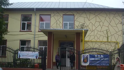 Alertă într-o şcoală din Bragadiru! Peste 20 de elevi şi o învăţătoare au ajuns la spital