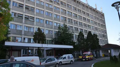 Caz şocant în Caransabeş! Un bărbat s-a aruncat de la etajul trei al Spitalul Municipal. 