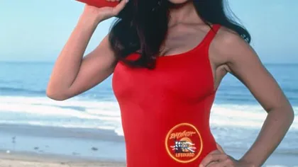Cum arată acum starul de la Hollywood care a făcut celebru un costum de baie roşu în Baywatch. S-a schimbat radical