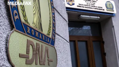 Dosarul şpăgilor de la DRDP Timişoara: Cinci inculpaţi rămân în arest la domiciliu încă o lună