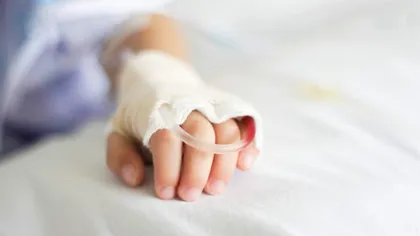 S-a deschis o anchetă pentru vătămare corporală din culpă, în cazul copilului de 4 ani ajuns la spital în stare gravă după o anestezie
