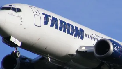 Alertă la bordul unui avion Tarom. Aeronava s-a întors pe aeroport din cauza unui suspect de coronavirus