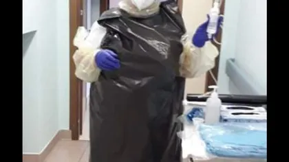 Asistentă româncă, îmbrăcată în saci de gunoi ca să trateze bolnavii de coronavirus. Imaginile groazei din spital FOTO