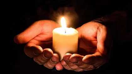 Ce se va întâmpla cu Paştele anul acesta: În Noaptea Învierii, fiecare familie va aprindă o lumânare care să fie aşezată la ferestre