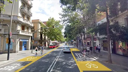 Barcelona va lărgi trotuarele şi benzile pentru biciclete pentru a reduce riscul de infectare cu coronavirus FOTO