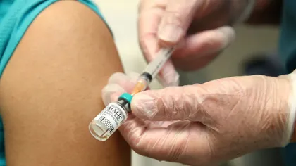 Sondaj Ires. Doar patru români din zece s-ar vaccina împotriva Covid-19. Ceilalţi cred că statul a ascuns informaţii în pandemie