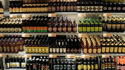 Unităţile care vând sau oferă băuturi alcoolice minorilor, suspendate temporar. Proiectul a fost adoptat de Senat