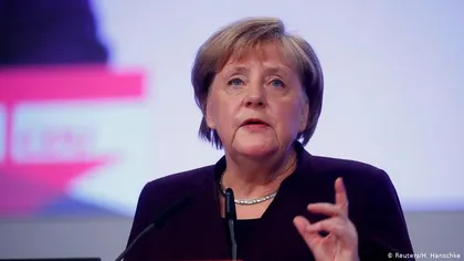 Veşti proaste pentru românii care muncesc în Germania. Angela Merkel anunţă eliminarea contractelor de muncă temporare