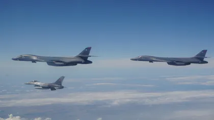 Două bombardiere americane, antrenament în PREMIERĂ în România. Care este scopul misiunilor de interceptare