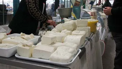 Piaţa de brânzeturi din Târgu Jiu, închisă după ce un cioban a fost confirmat cu coronavirus. Anchetă de amploare a DSP