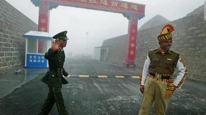 Situaţie explozivă la graniţa dintre China şi India. Militarii celor două armate s-au angajat într-un schimb de focuri, sunt răniţi