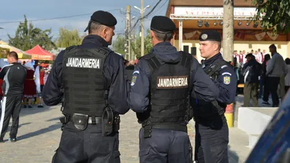 Scandal în Blaj. 30 de poliţişti şi jandarmi au intervenit pentru aplanarea conflictului. Nouă persoane au fost duse la audieri VIDEO
