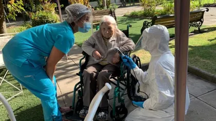 O femeie de 111 ani din Chile, cea mai vârstnică persoană care a supravieţuit COVID-19