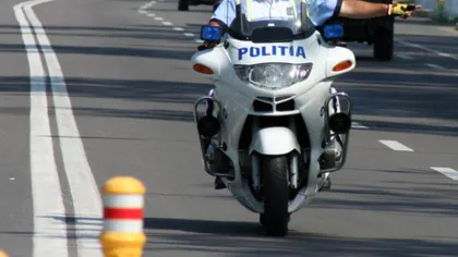 Poliţist pe motocicletă, rănit într-un accident produs pe şoseaua Chitilei din Bucureşti. Agentul a fost spulberat de un şofer băut