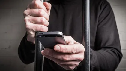Guvernul vrea să blocheze folosirea telefoanelor mobile în închisori. Proiectul de lege va fi trimis Parlamentului spre aprobare