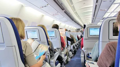 Noi reguli pentru călătoriile cu avionul! Pasagerii vor fi grupaţi pe familii