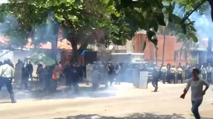 Deţinuţii dintr-o închisoare din Venezuela au încercat să evadeze. Sunt cel puţin 46 de morţi şi mai mulţi răniţi