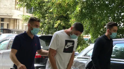Scandalul momentului. Un fotbalist din România a petrecut o noapte în arest după ce a fost acuzat că şi-a sechestrat fosta iubită