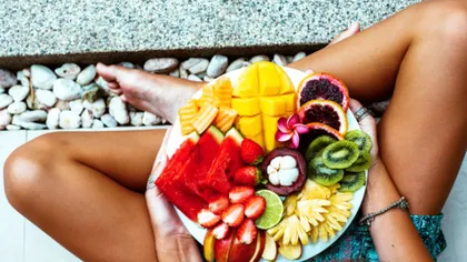 14 fructe de vara care te ajuta sa slabesti