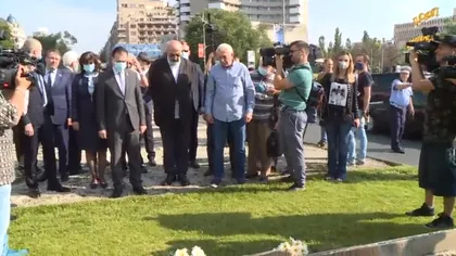 Premierul Ludovic Orban a depus coroane de flori la Monumentul dedicat Mineriadei din 13-15 iunie 1990