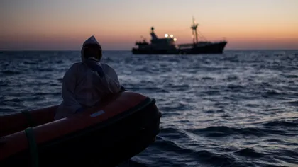 Peste 20 de de migranţi morţi în urma unui naufragiu în largul Tunisiei