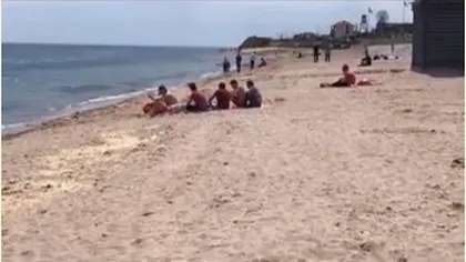 1 iunie. La mare de Ziua Copilului. Plaje pline de turişti după ridicarea restricţiilor