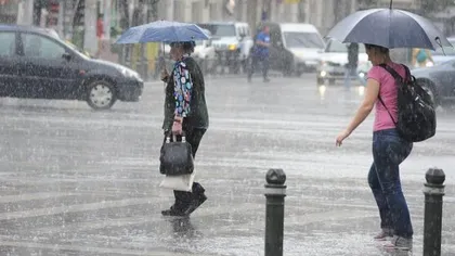 Alertă meteo pentru Bucureşti: Vreme rece cu ploi, grindină şi vijelii