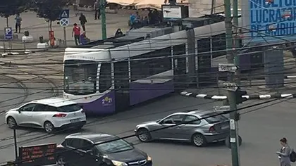 Tramvai deraiat, la un pas să intre în gara din Timişoara! Vatmanul a pierdut controlul VIDEO