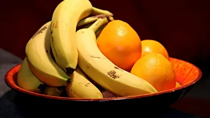 De ce nu este bine să mănânci banane şi portocale vara. Consumul acestor fructe produce dezechilibre în organism
