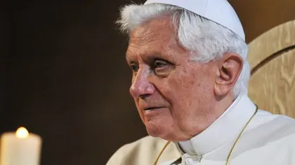 Papa Benedict al XVI-lea în stare gravă, aproape şi-a pierdut vocea