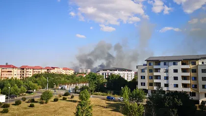 Incendiu puternic de vegetaţie uscată în zona Ghencea! A fost trimis mesaj Ro-Alert VIDEO