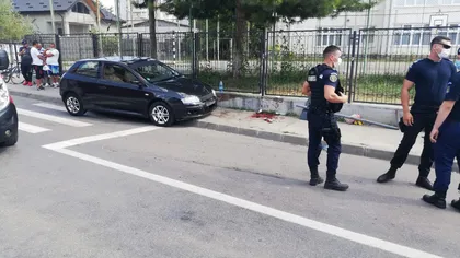 Accident grav la Vaslui! Un tânăr fără permis a intrat cu maşina pe trotuar acroşând mai multe persoane FOTO