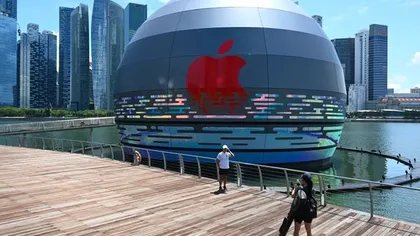 Apple va avea curând un magazin care va pluti pe apă FOTO