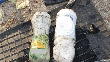 Cocaină ascunsă în sticle de plastic care erau plasate în rezervor