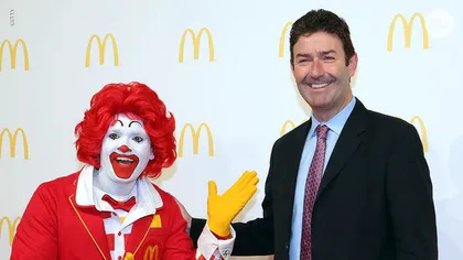 Fostul CEO al McDonald's a fost acuzat că a întreţinut relaţii sexuale cu mai multe angajate ale companiei