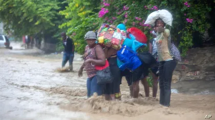 Furtuna Laura a provocat cel puţin 13 morţi în Haiti şi Republica Dominicană, dintre care doi copii, şi se îndreaptă spre coasta SUA