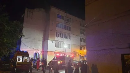 Zeci de persoane au fost evacuate în urma unui incendiu izbucnit la un bloc din Neamţ. Trei persoane au avut nevoie de ajutor medical